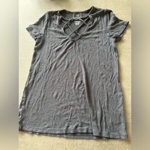 Super cute American eagle t shirt with fun design on the front